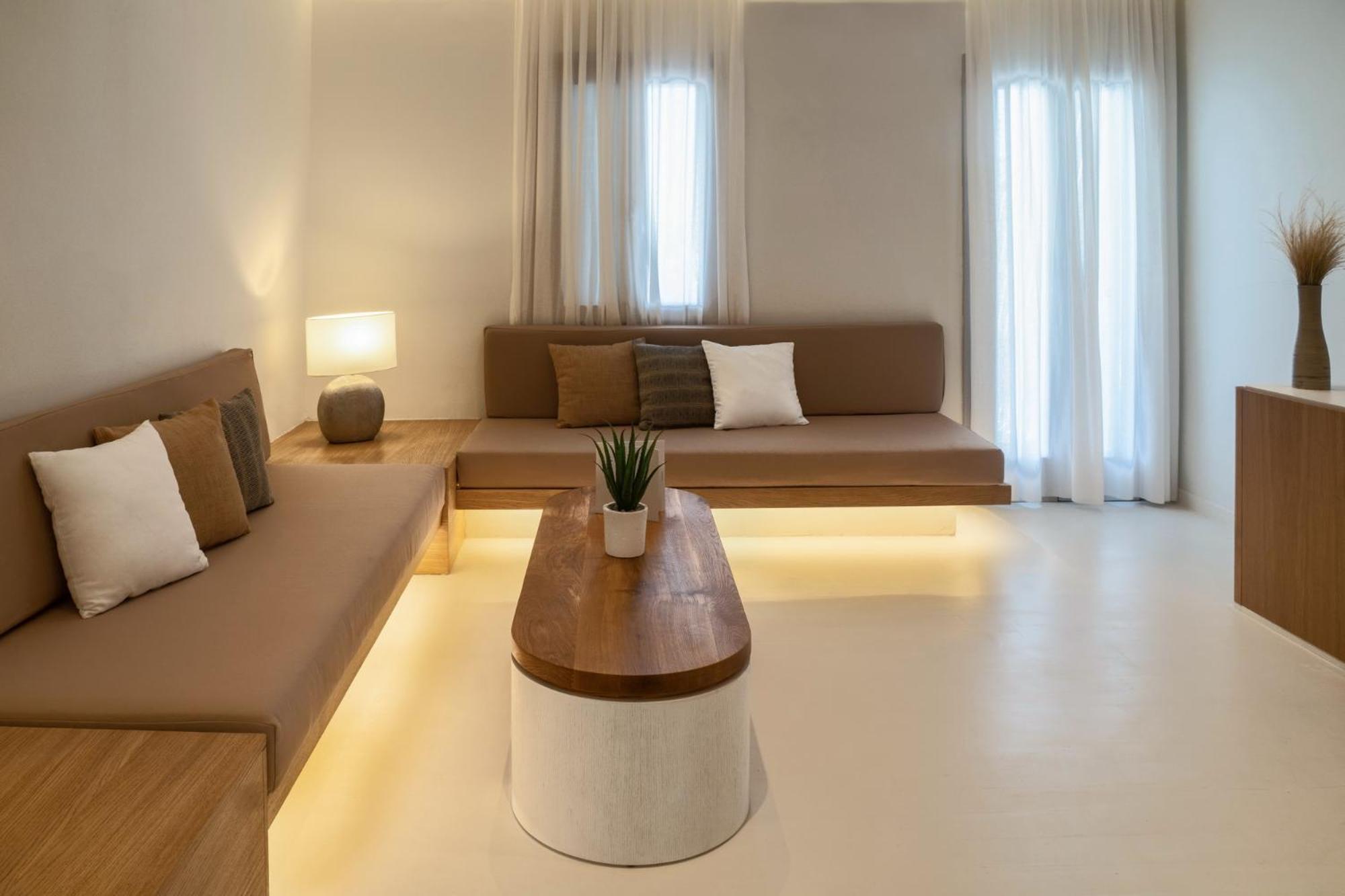 Otel Andronikos (adults Only)