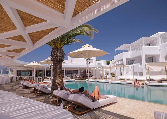 Andronikos Hotel (Adults Only)