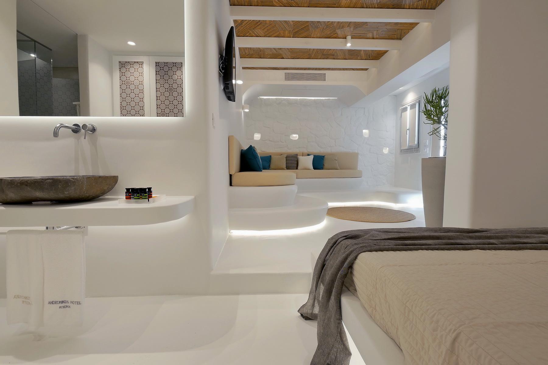 Andronikos (adults Only)
